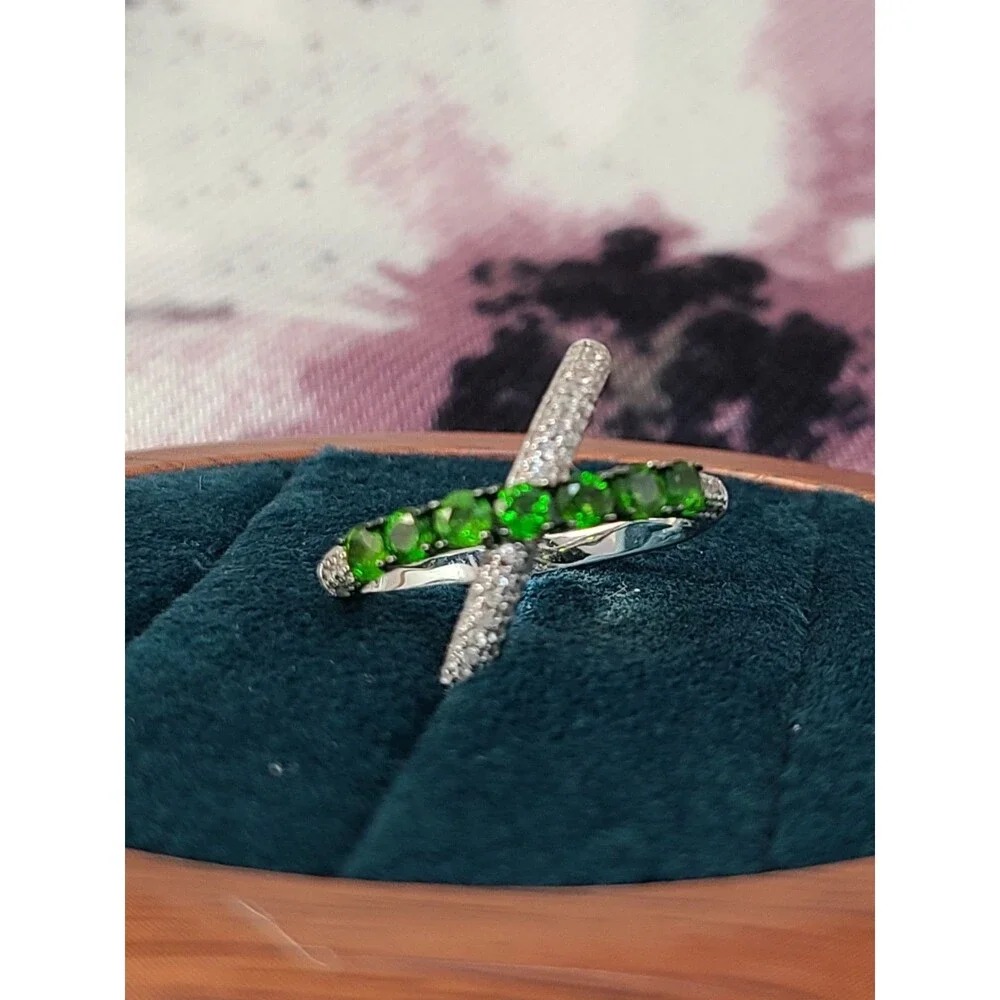 925 Sterling Silver Green CZ Crossover Ring Size 5 Pave Band Fine Jewelry